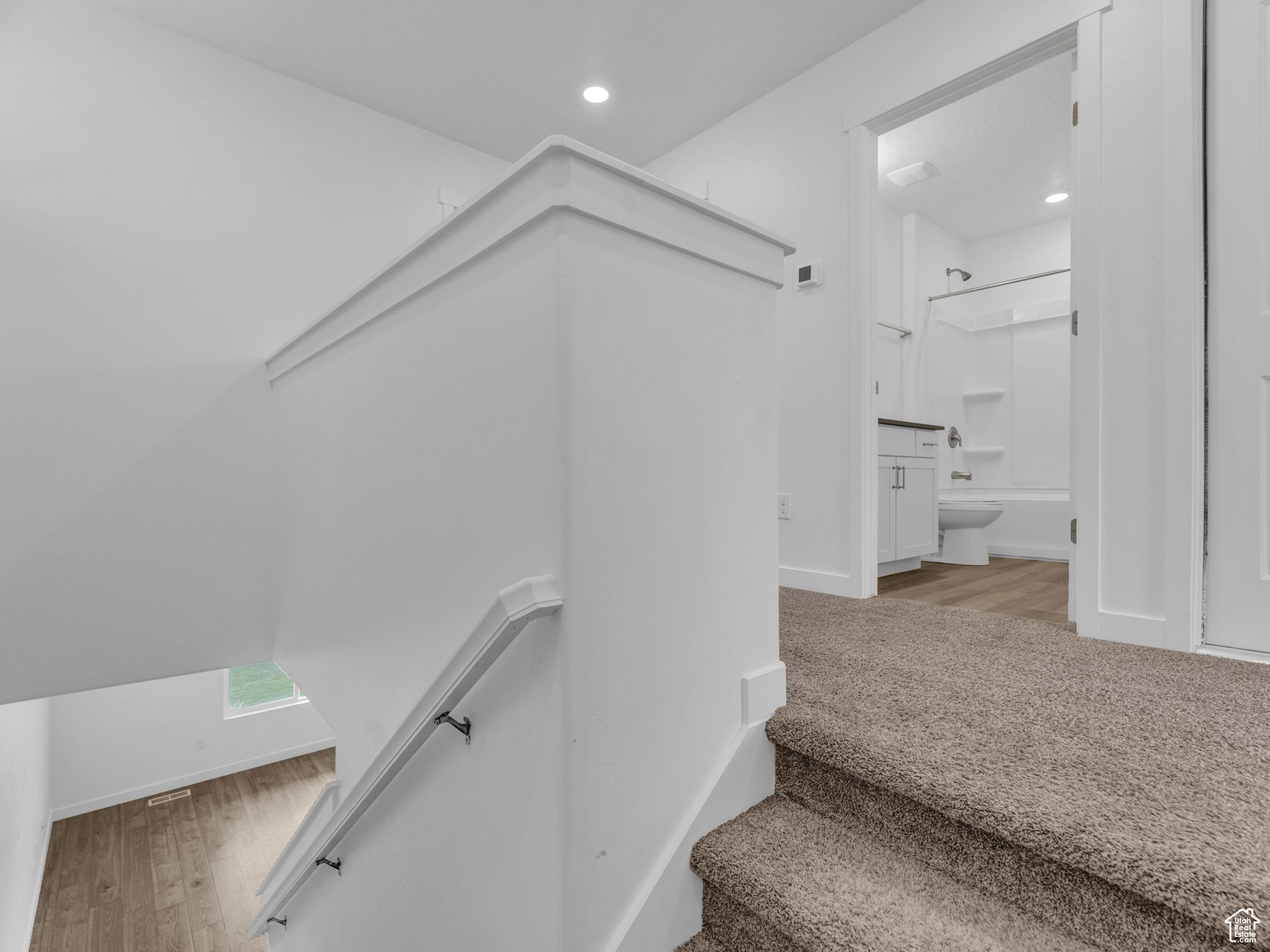 SUMMIT RIDGE TOWNS - Residential