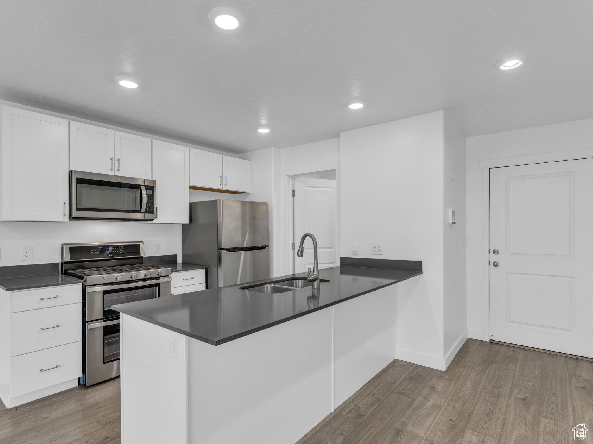 SUMMIT RIDGE TOWNS - Residential