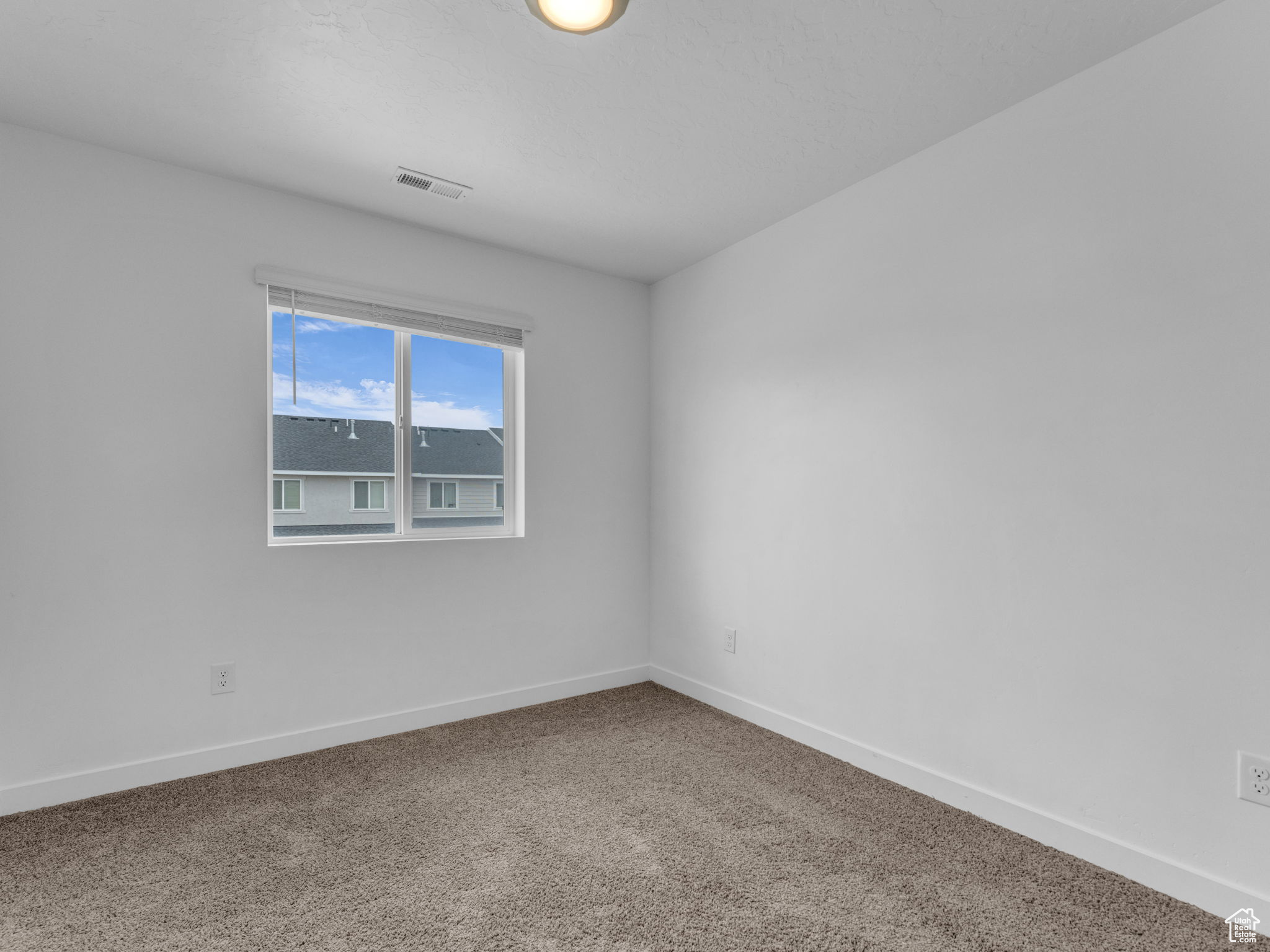 SUMMIT RIDGE TOWNS - Residential