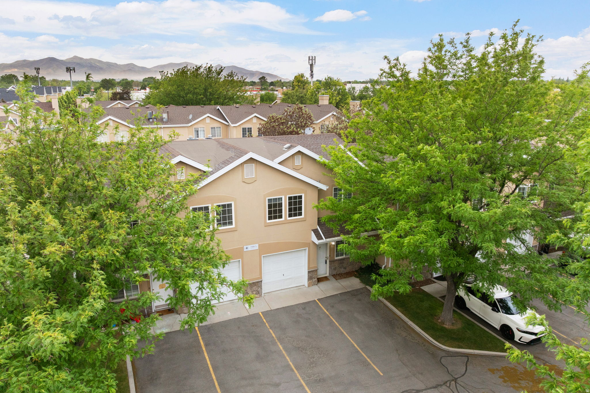 COMPASS COVE - Residential