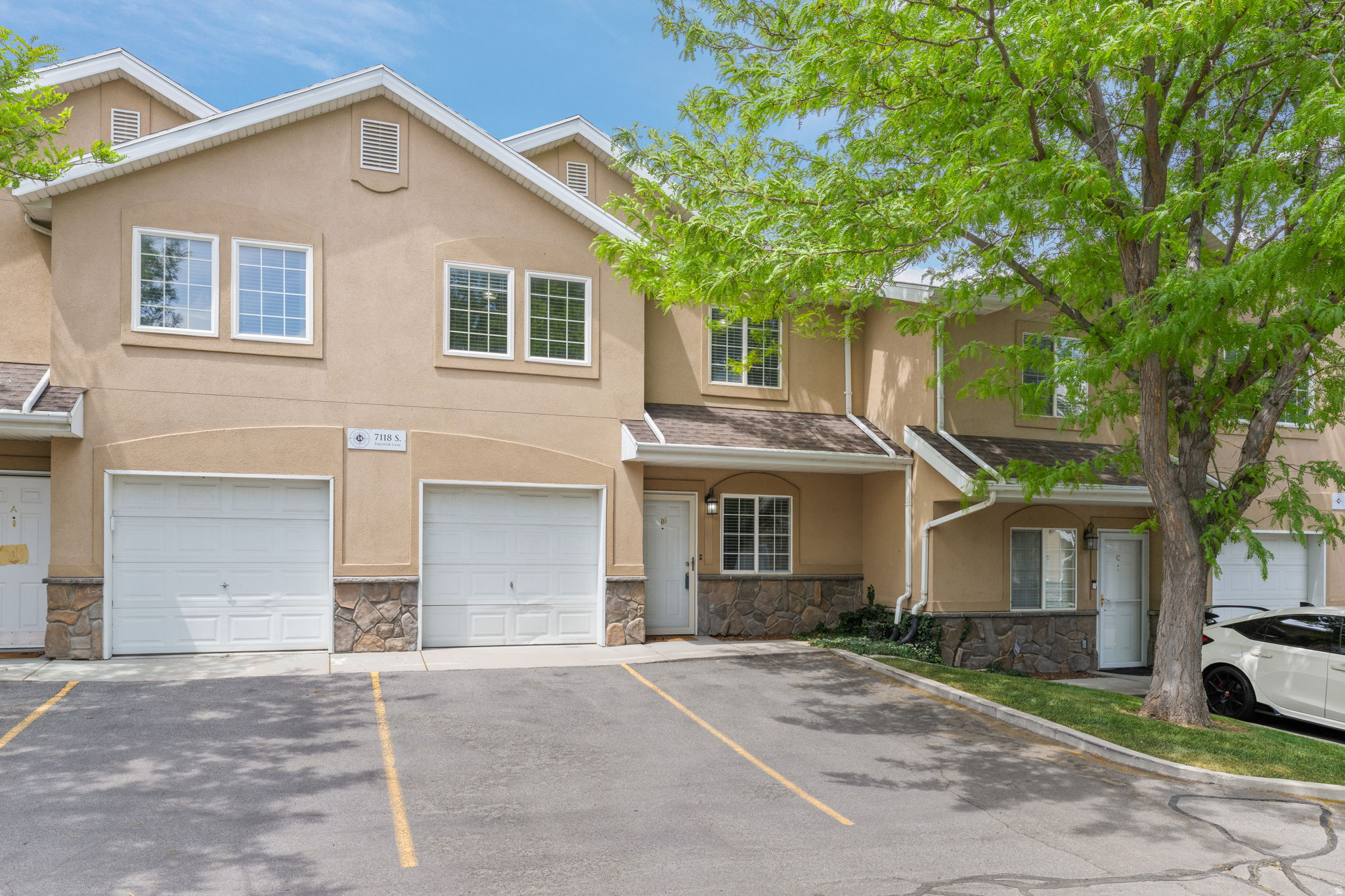COMPASS COVE - Residential
