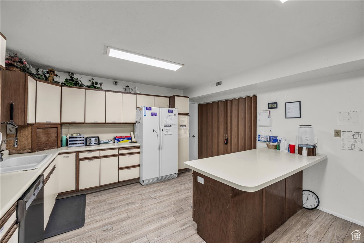 ST GEORGE CITY SUR PLAT C BLK 3 - Commercial Sale