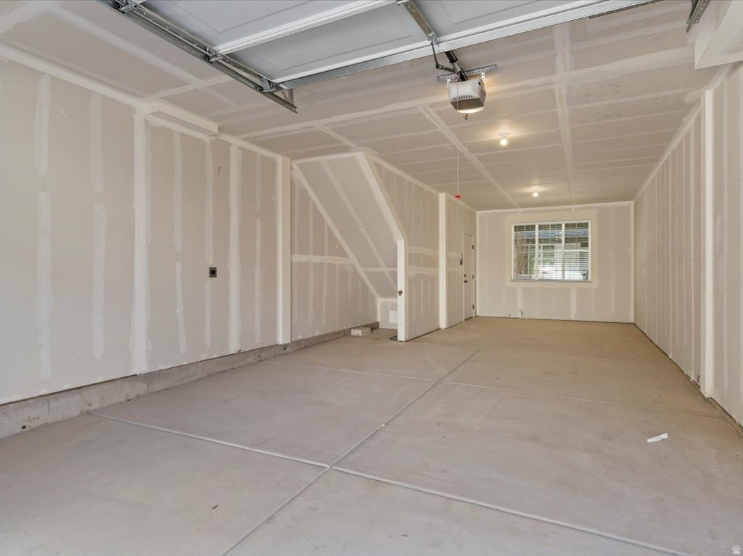 CLIFTON PLACE TOWNHOMES - Residential