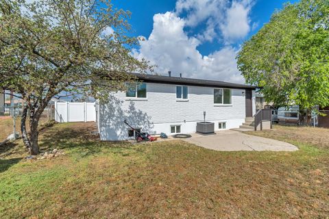 Tiny photo for 5643 S 4015 W, Taylorsville, UT 84129 (MLS # 2154240)