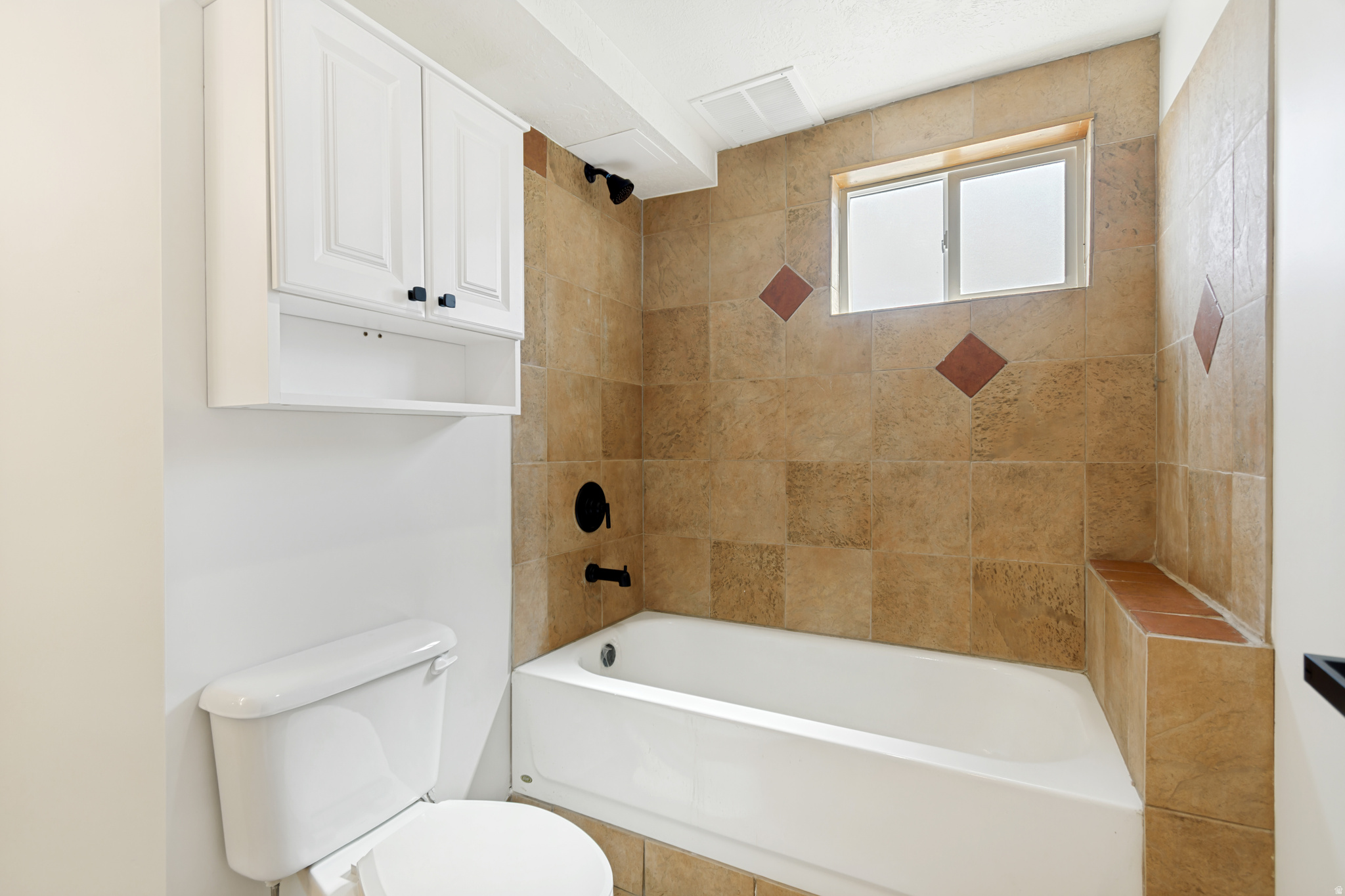 EDGEMONT PARK - Residential