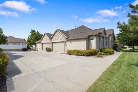 Tiny photo for 10797 S WYNVIEW LN, South Jordan, UT 84095 (MLS # 2180347)