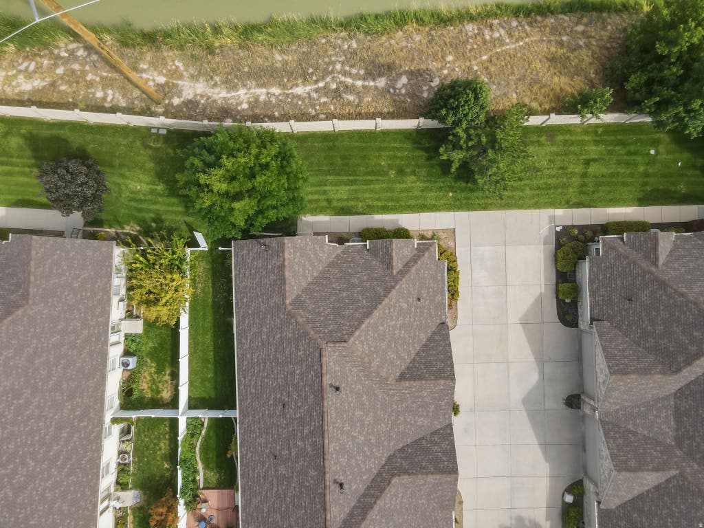 Photo of 10797 S WYNVIEW LN, South Jordan, UT 84095 (MLS # 2180347)