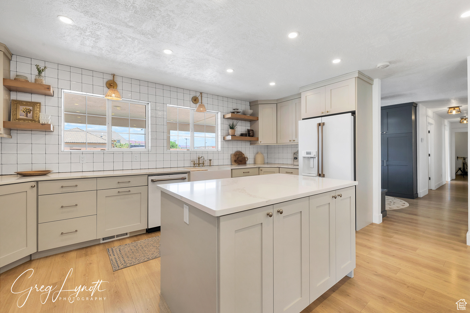 MONTE VISTA ESTATES - Residential