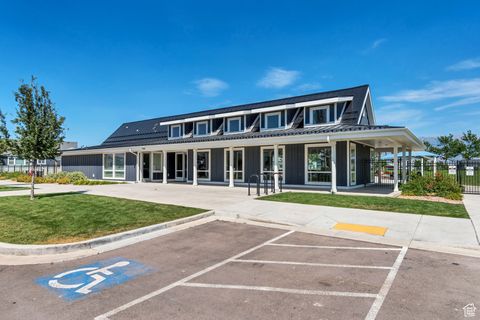 Tiny photo for 3733 W 620 N, Lehi, UT 84043 (MLS # 2109253)