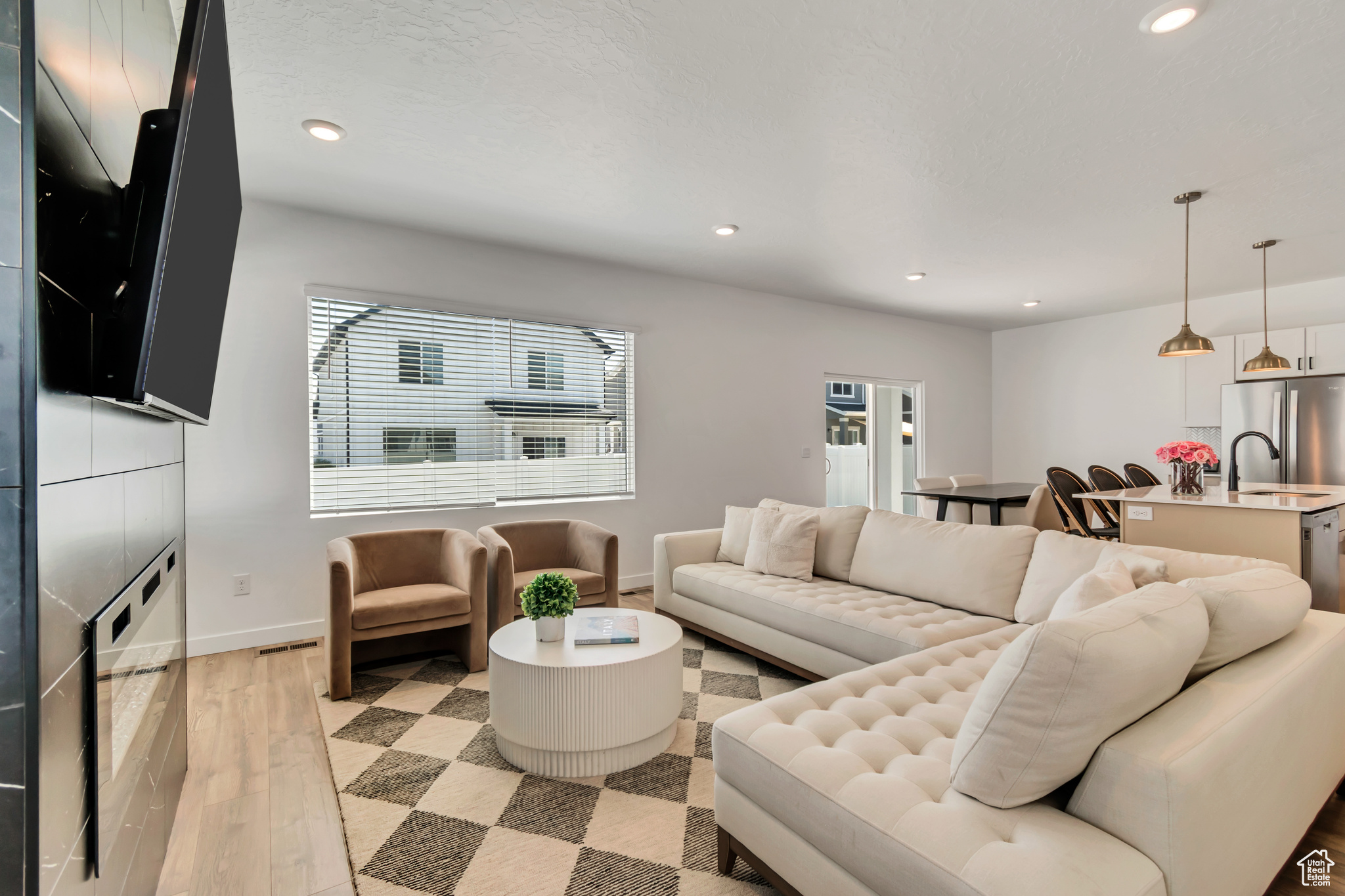 SPRING RANCH - Residential