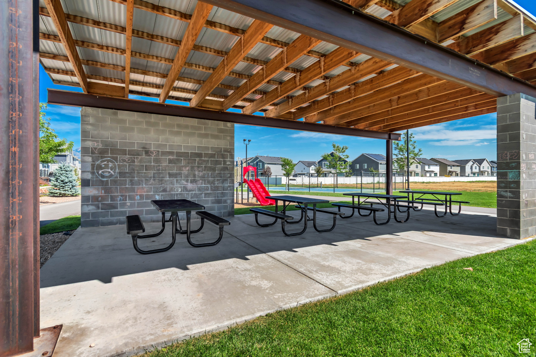 SPRING RANCH - Residential