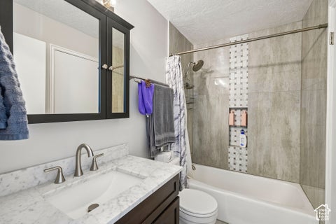 Tiny photo for 2900 W 5650 S, Roy, UT 84067 (MLS # 2191054)