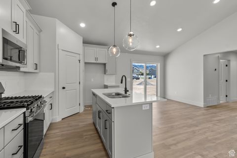 Tiny photo for 570 N 600 W, Smithfield, UT 84335 (MLS # 2115707)