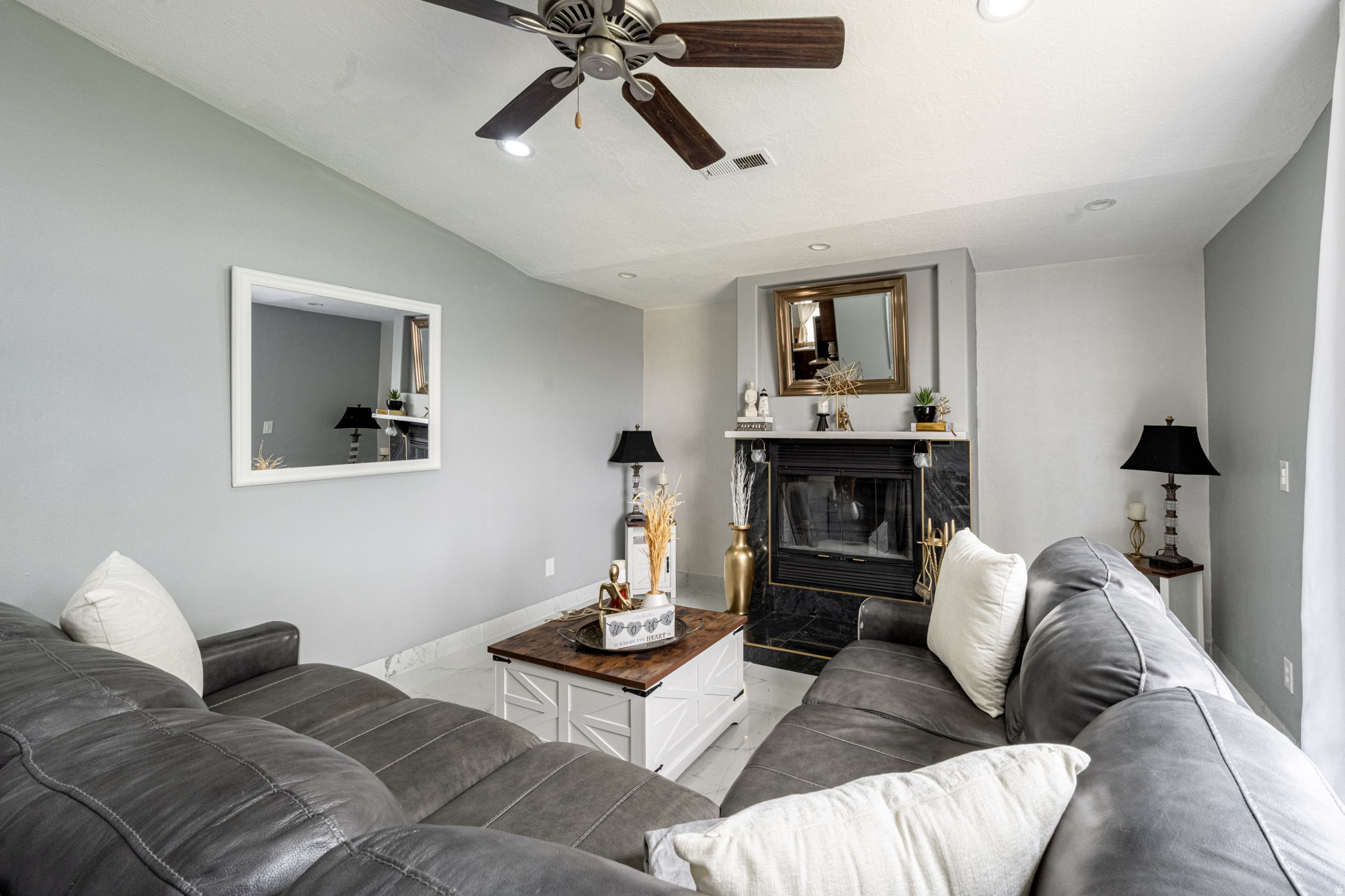 SUNRISE ESTATES - Residential