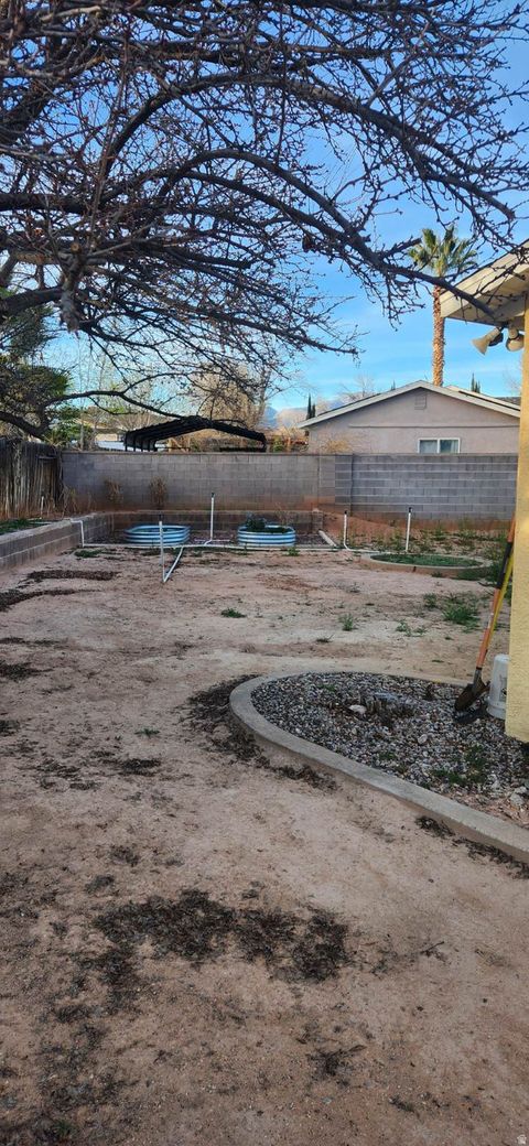 Tiny photo for 2392 E 480 N, Saint George, UT 84790 (MLS # 2143555)
