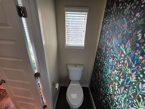 Tiny photo for 1008 N SHEPARD CREEK PKWY #5, Farmington, UT 84025 (MLS # 2125295)