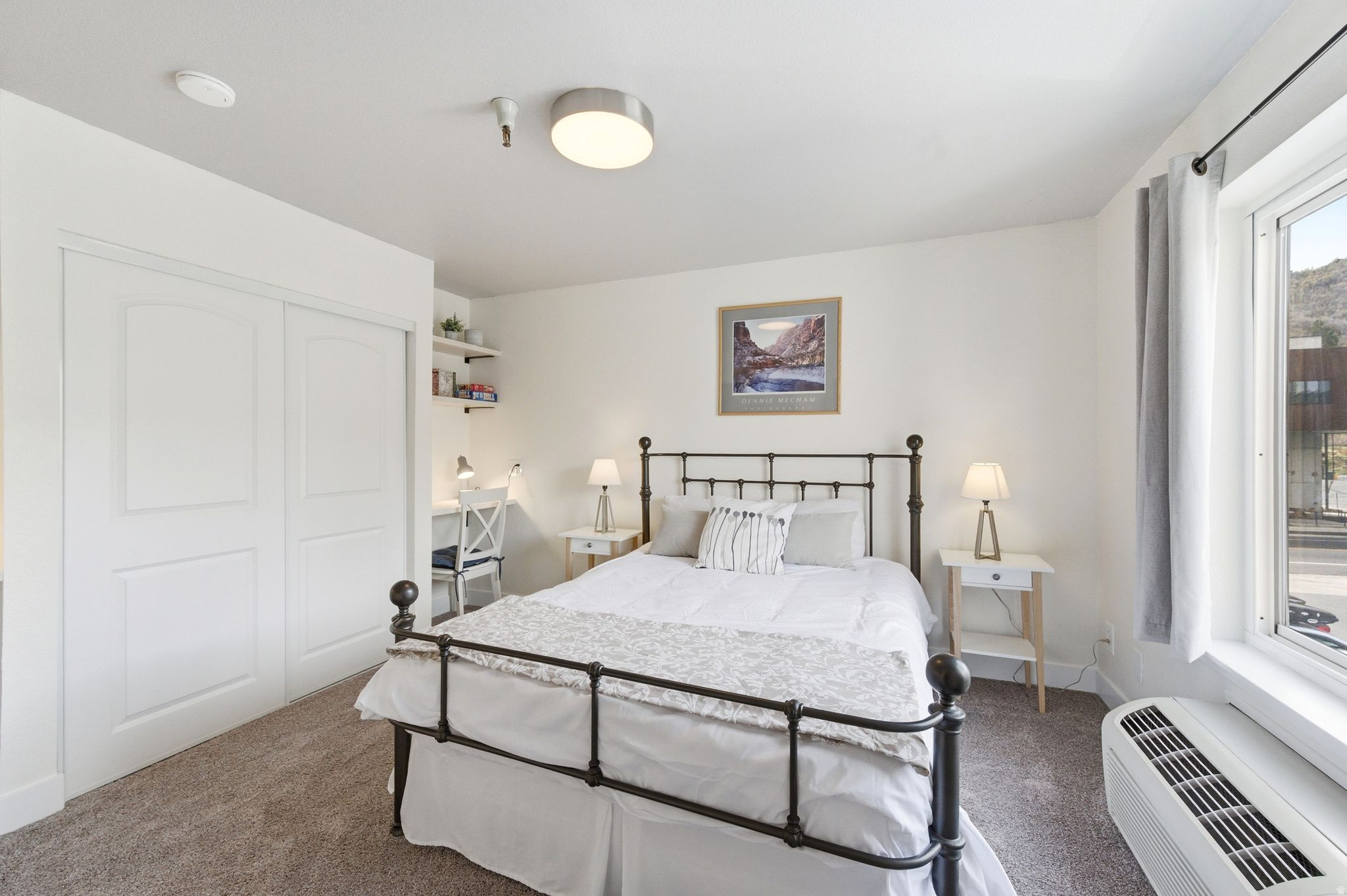 CARRIAGE HOUSE CONDO - Residential