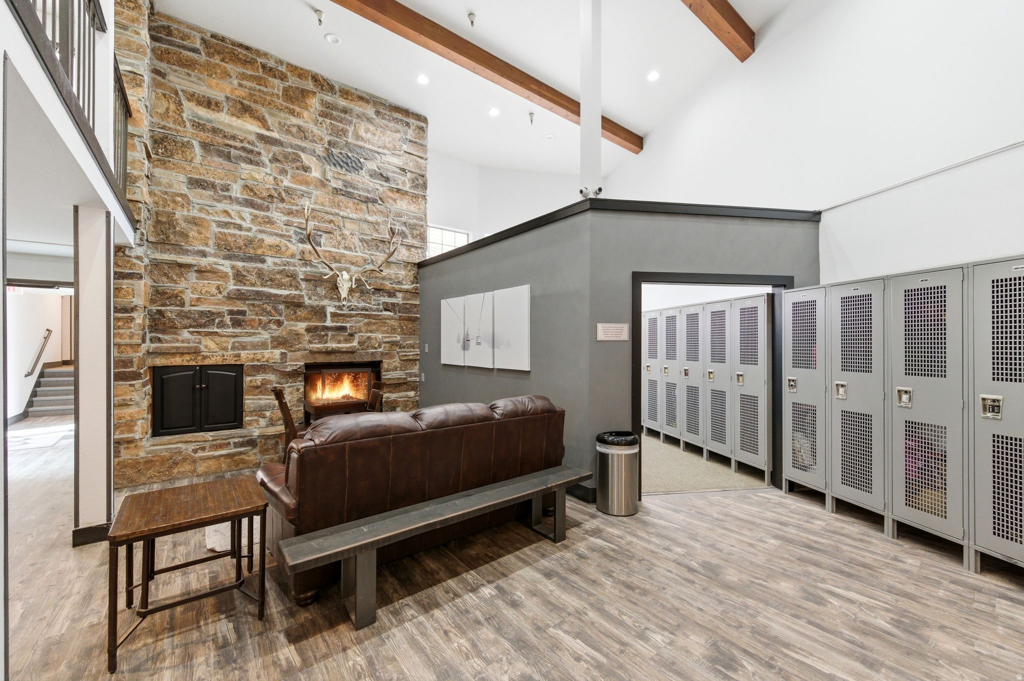 CARRIAGE HOUSE CONDO - Residential