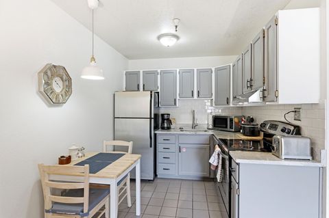 Tiny photo for 1940 PROSPECTOR AVE #305, Park City, UT 84060 (MLS # 2150309)