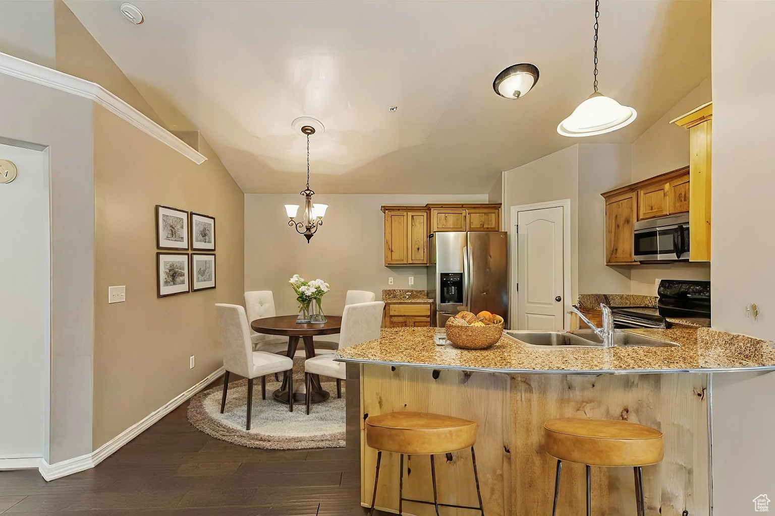 581 S 2220 #301, Pleasant Grove, Utah image 3