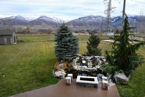 Tiny photo for 2058 COMANCHE WAY, Farmington, UT 84025 (MLS # 2127112)