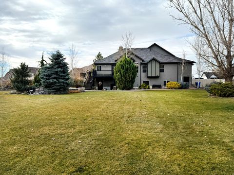 Tiny photo for 2058 COMANCHE WAY, Farmington, UT 84025 (MLS # 2127112)