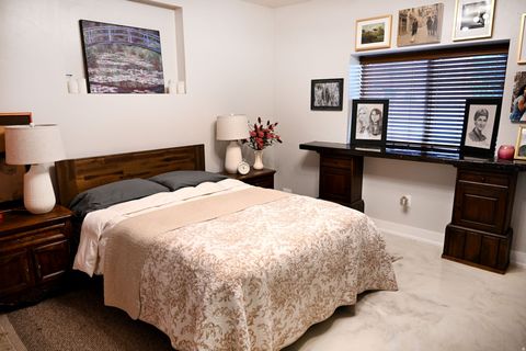 Tiny photo for 2058 COMANCHE WAY, Farmington, UT 84025 (MLS # 2127112)