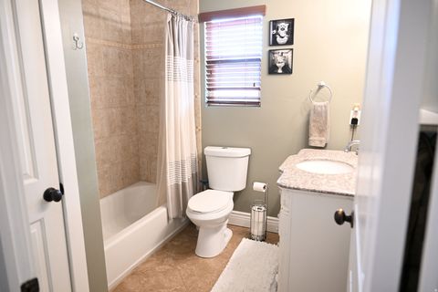 Tiny photo for 2058 COMANCHE WAY, Farmington, UT 84025 (MLS # 2127112)