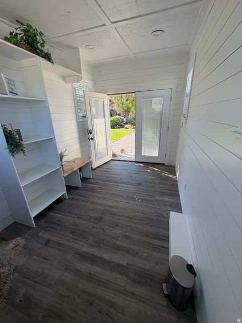 Tiny photo for 2058 COMANCHE WAY, Farmington, UT 84025 (MLS # 2127112)