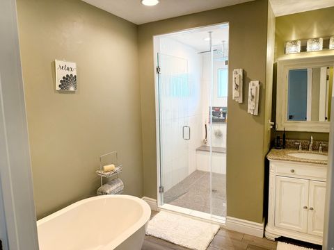 Tiny photo for 2058 COMANCHE WAY, Farmington, UT 84025 (MLS # 2127112)