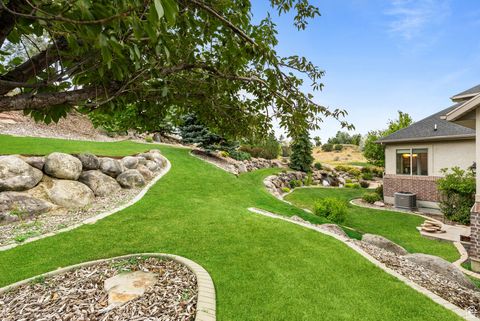 Tiny photo for 596 S CASCADE CT, Alpine, UT 84004 (MLS # 2100807)