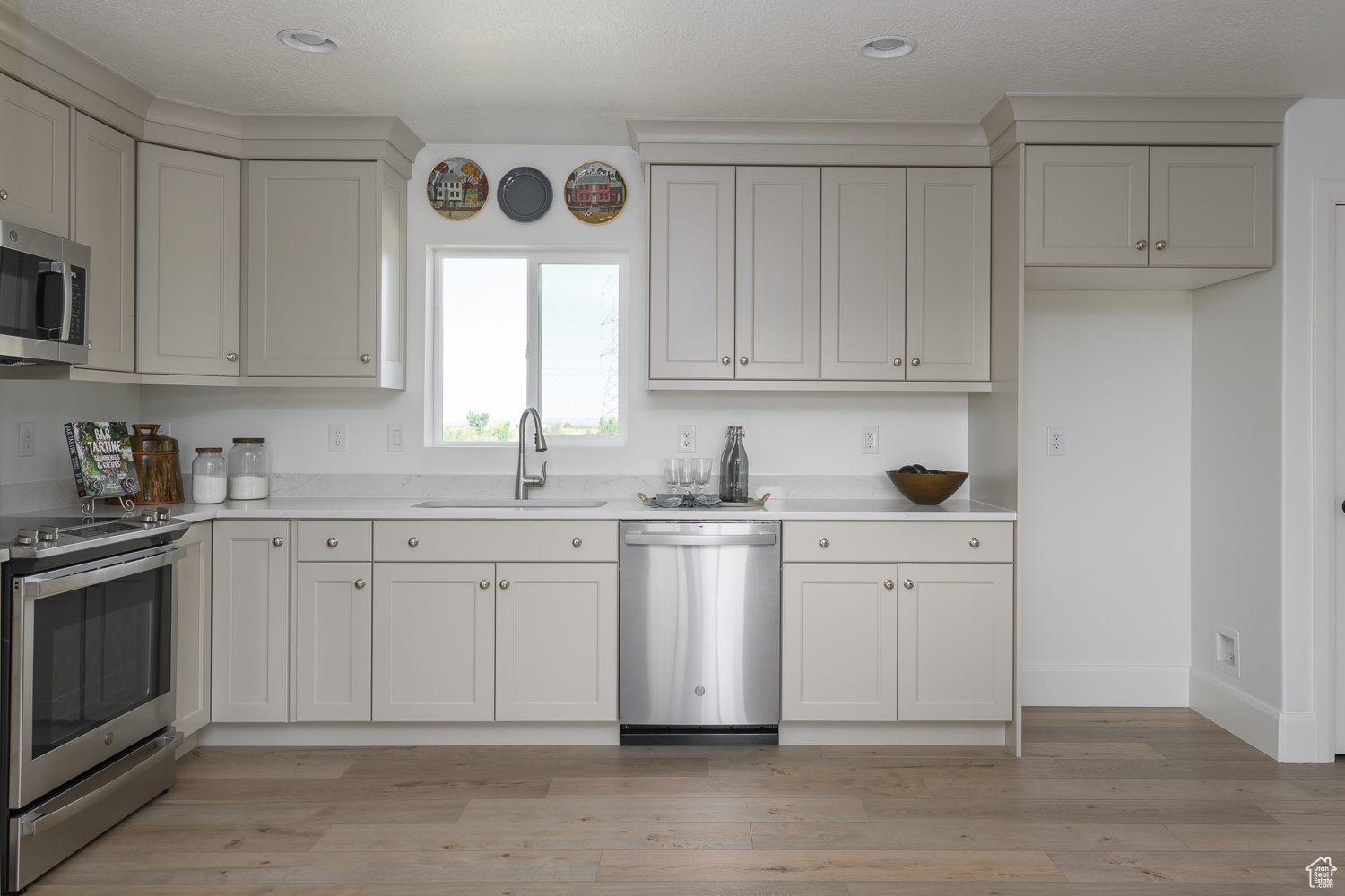 BELMONT FARMS 5 - Residential