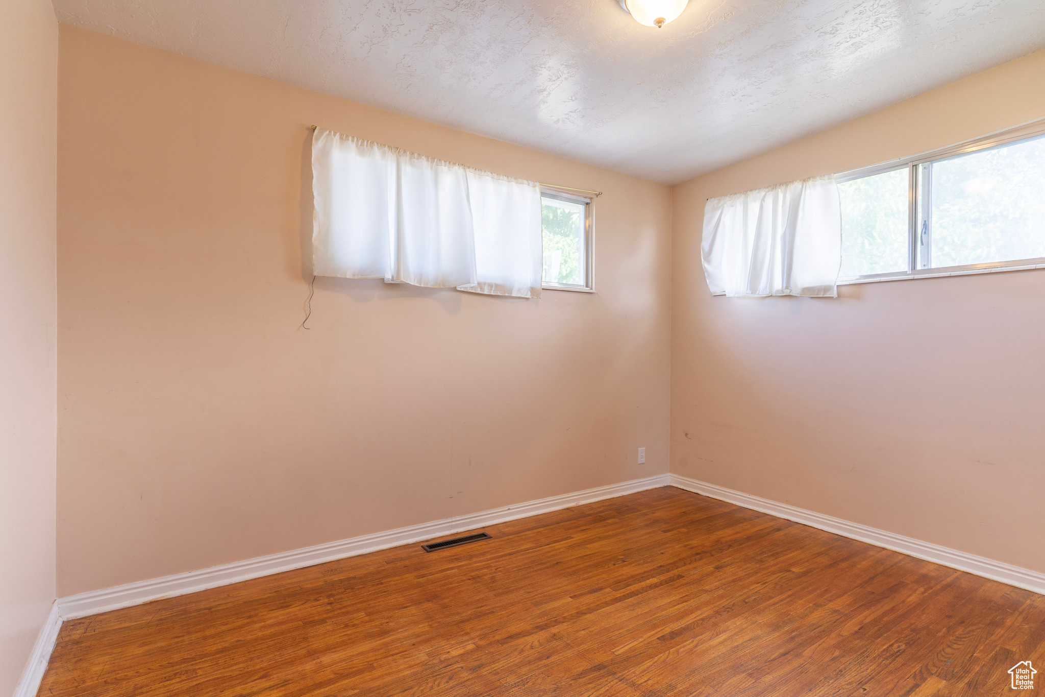 HUNTINGTON PLACE - Residential
