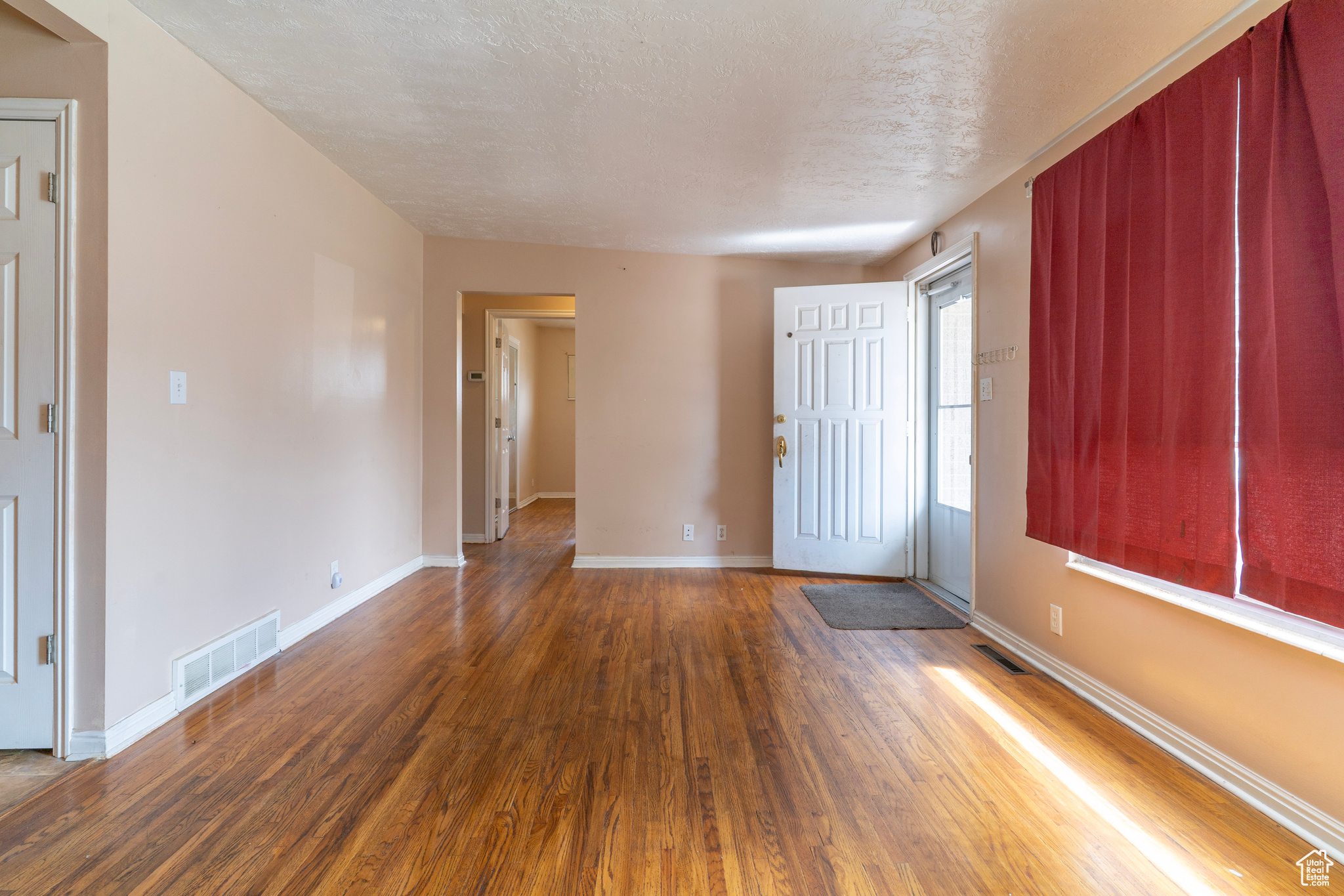 HUNTINGTON PLACE - Residential