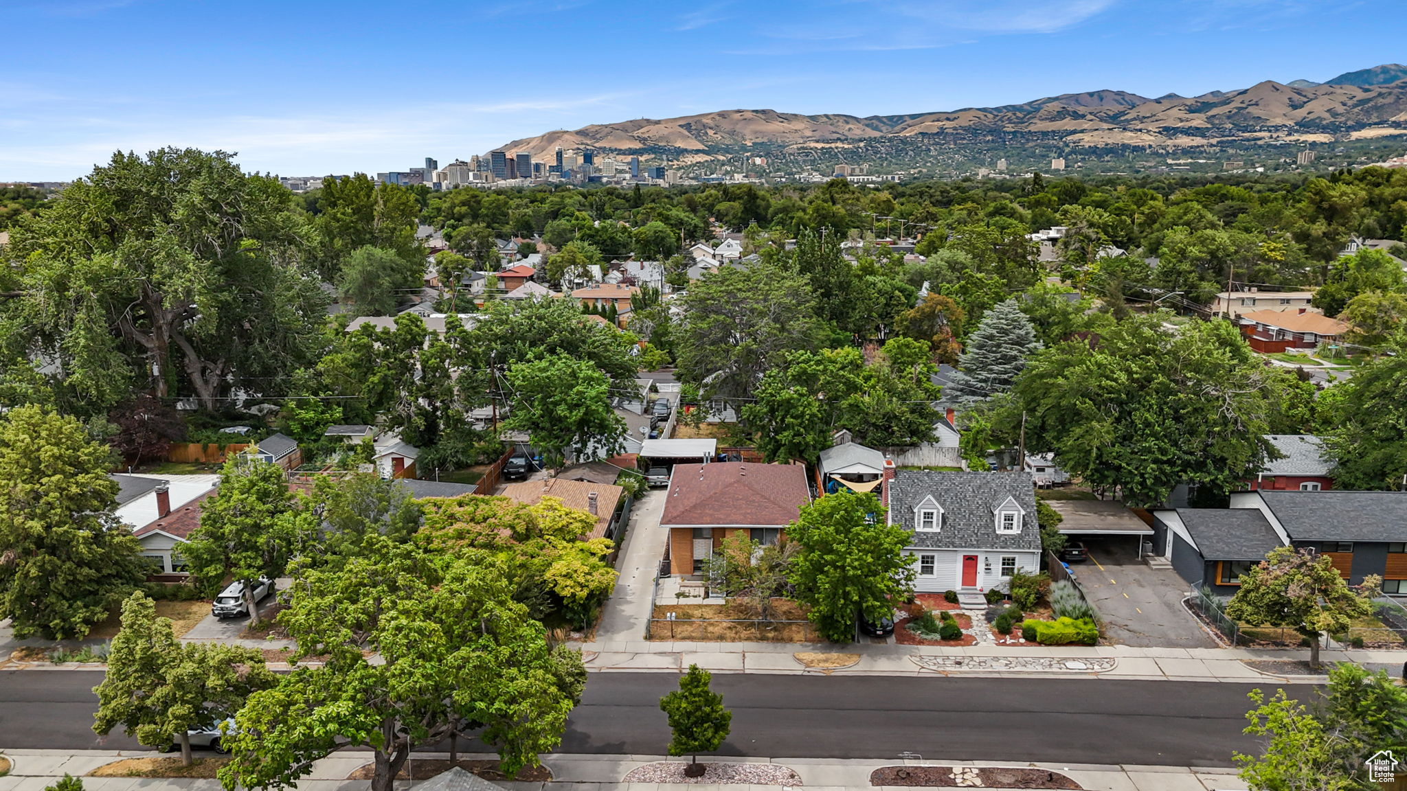 BIG FIELD SUR - Residential Income