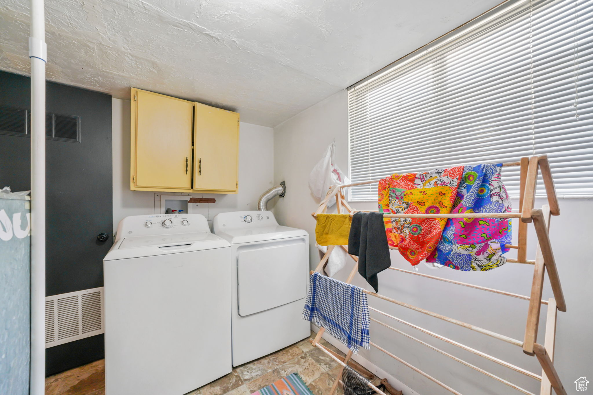 BIG FIELD SUR - Residential Income