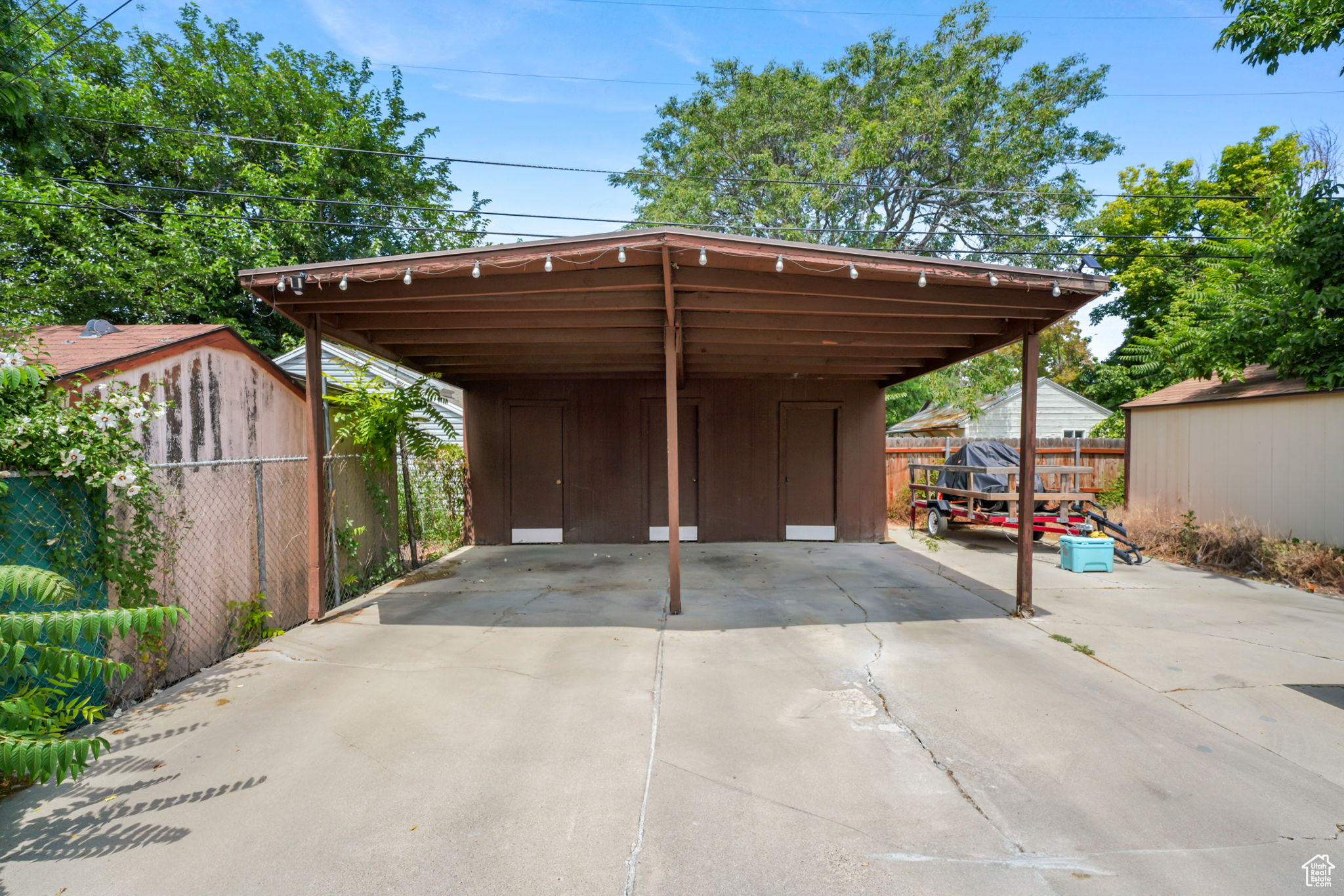 BIG FIELD SUR - Residential Income