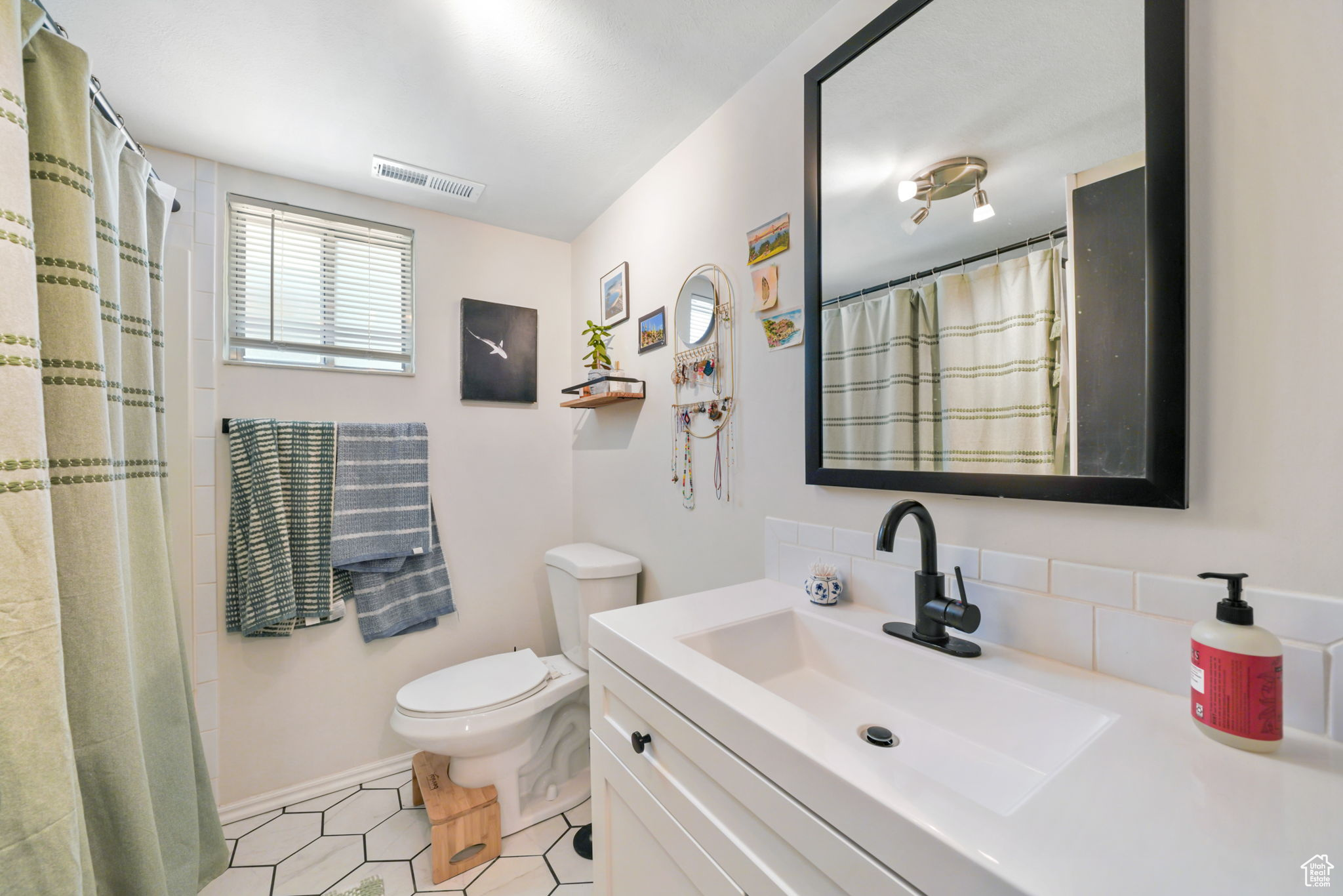 BIG FIELD SUR - Residential Income