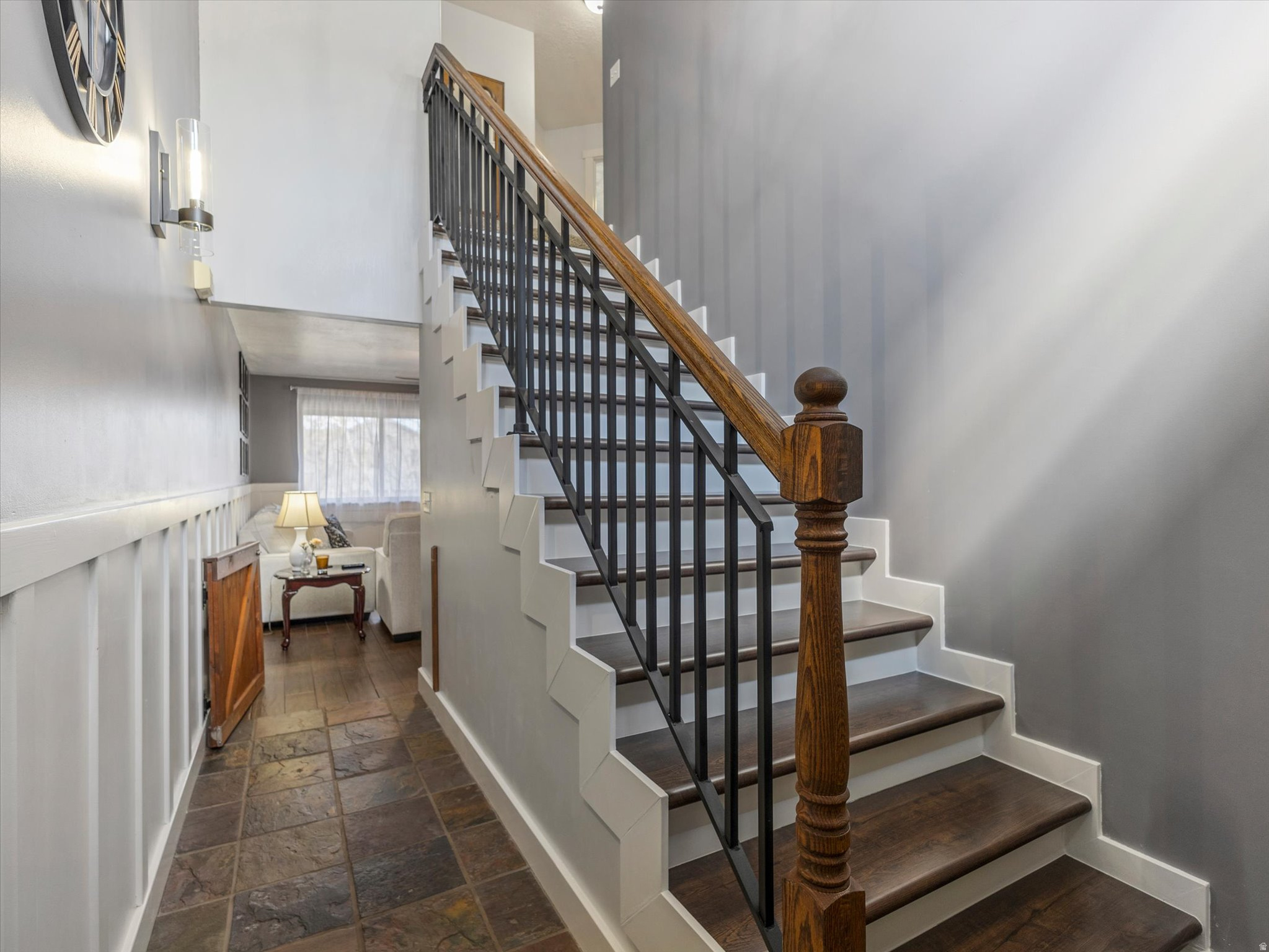 HOLMES CREEK - Residential