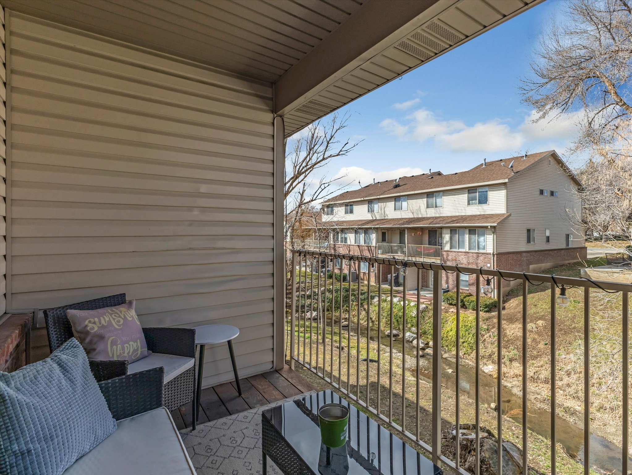 HOLMES CREEK - Residential