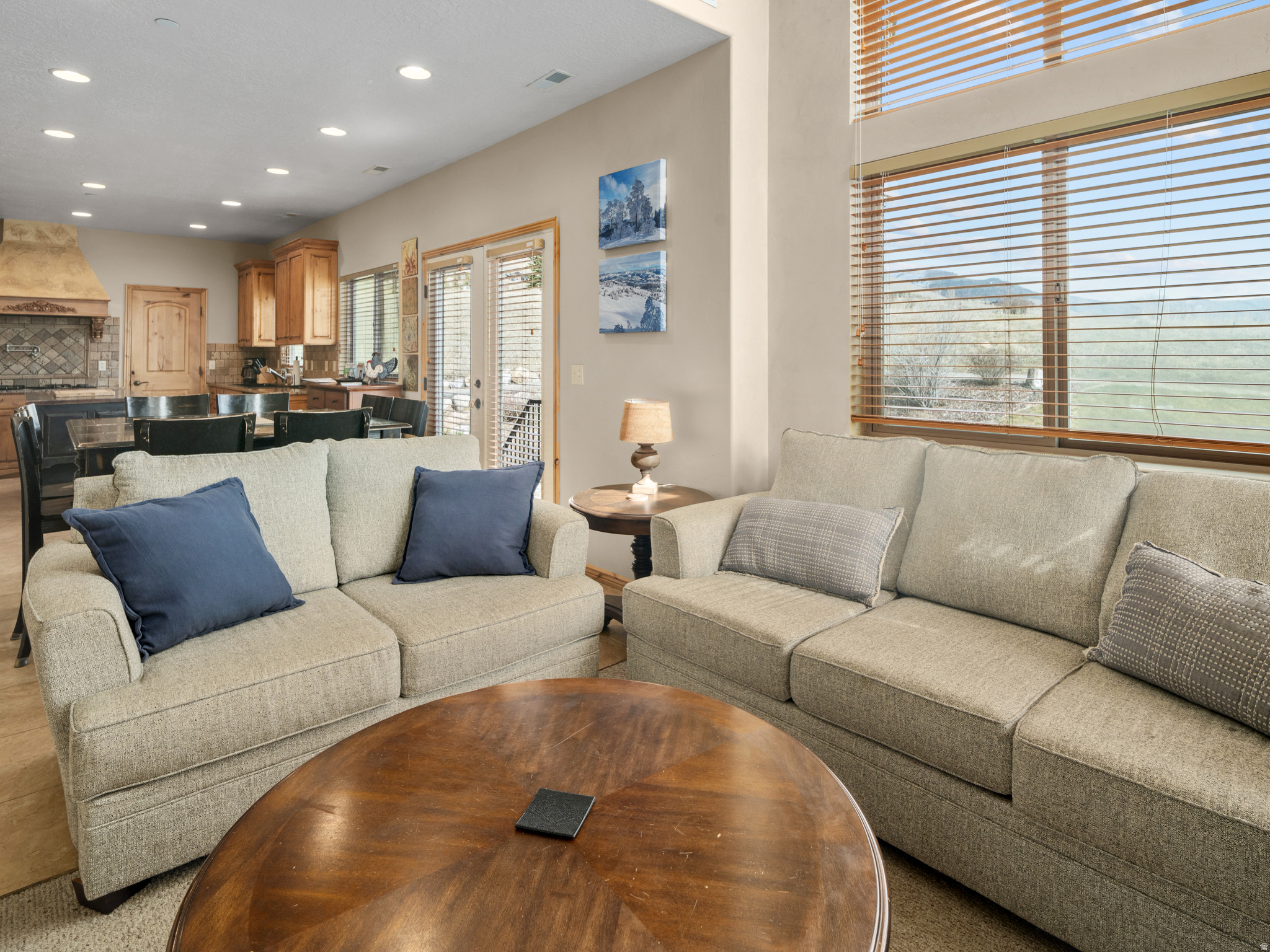 THE CASCADES - Residential