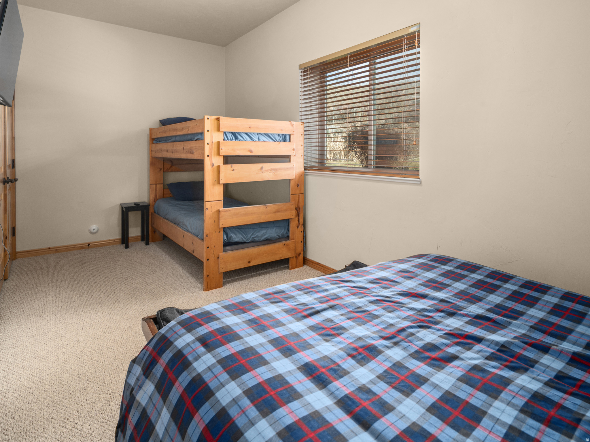 THE CASCADES - Residential