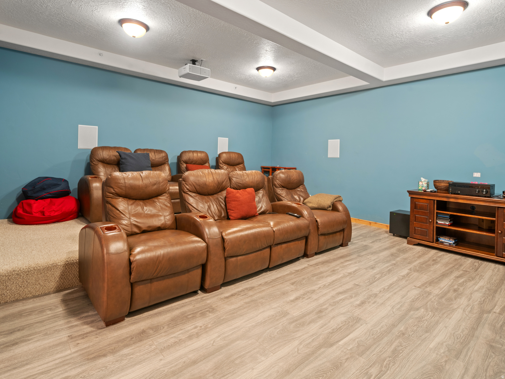 THE CASCADES - Residential