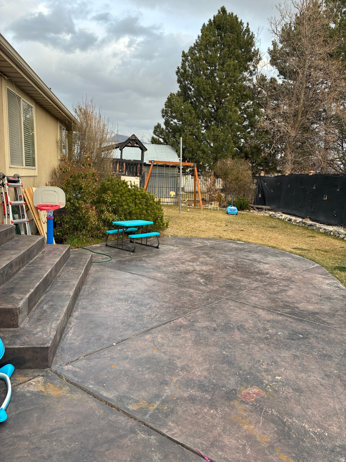 TRENT B - Residential