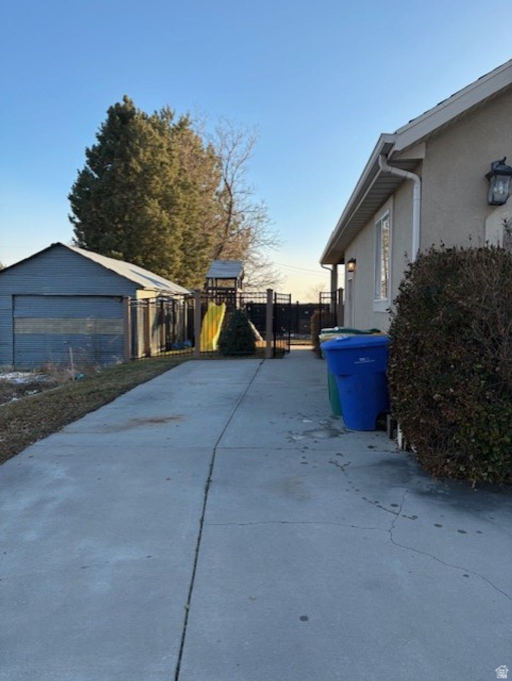 Photo of 361 W 1560 N, Lehi, UT 84043 (MLS # 2142917)