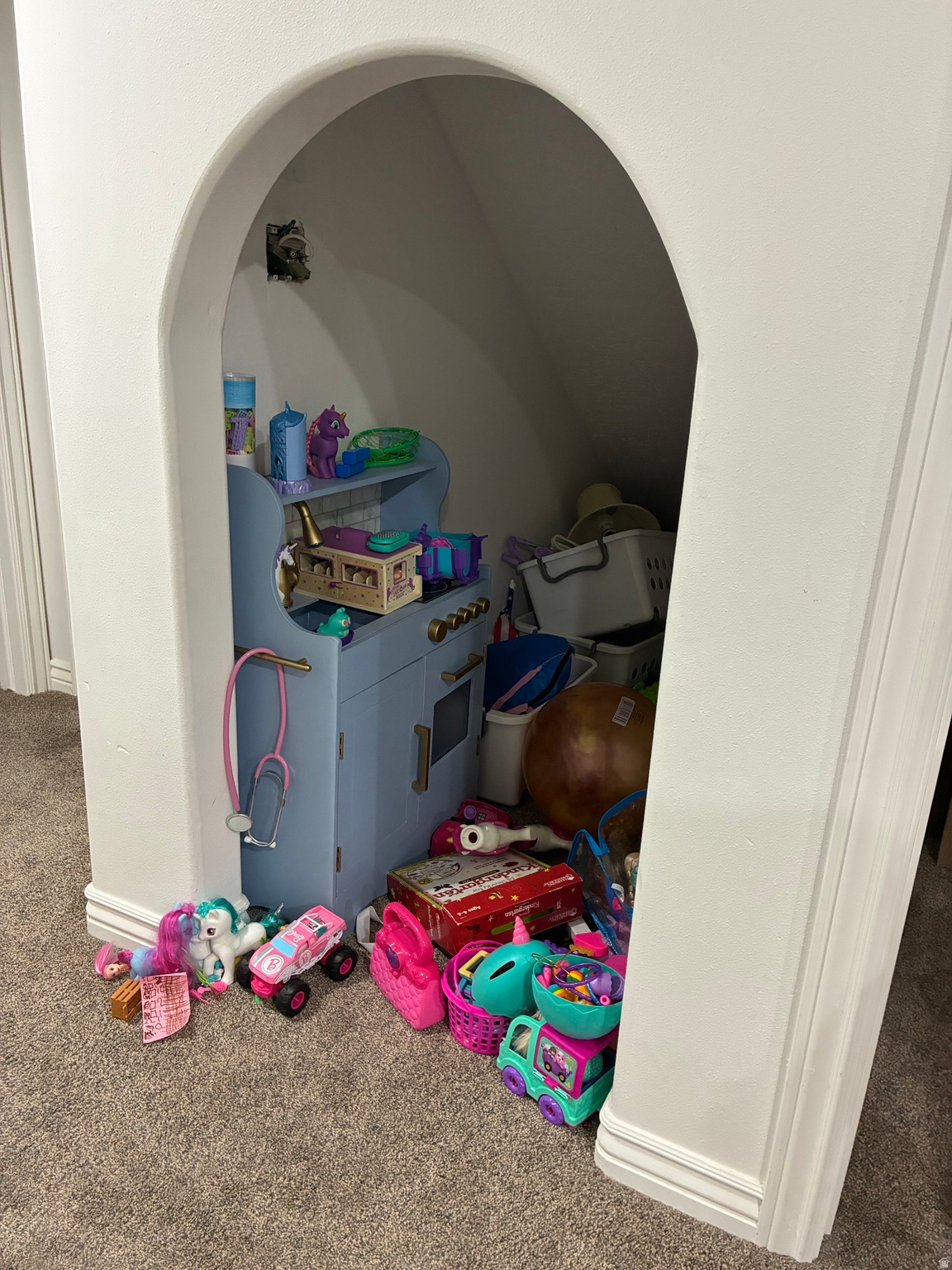 TRENT B - Residential