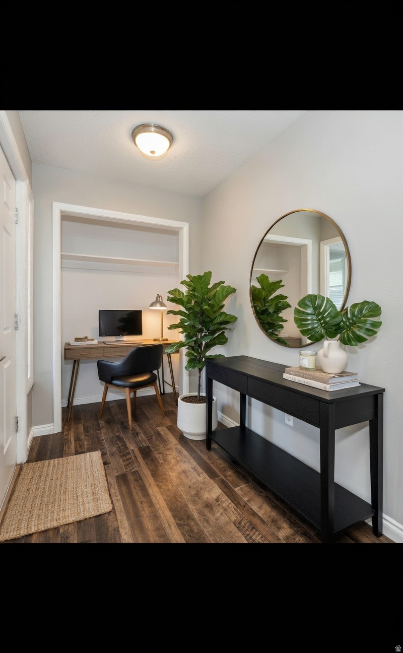 COUNTRY MANOR - Residential