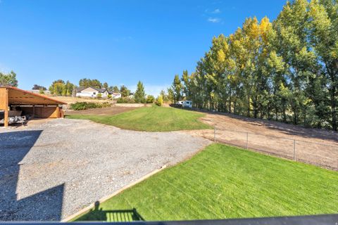 Tiny photo for 550 N 200 E, Wellsville, UT 84339 (MLS # 2120796)