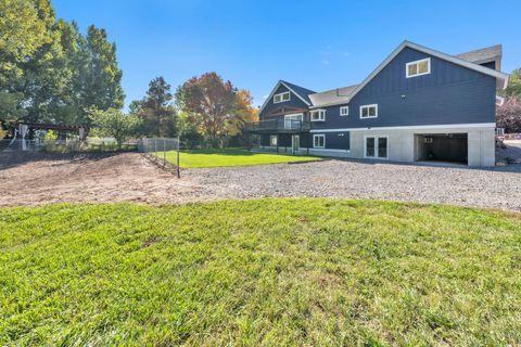 Tiny photo for 550 N 200 E, Wellsville, UT 84339 (MLS # 2120796)