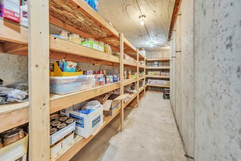 Tiny photo for 550 N 200 E, Wellsville, UT 84339 (MLS # 2120796)